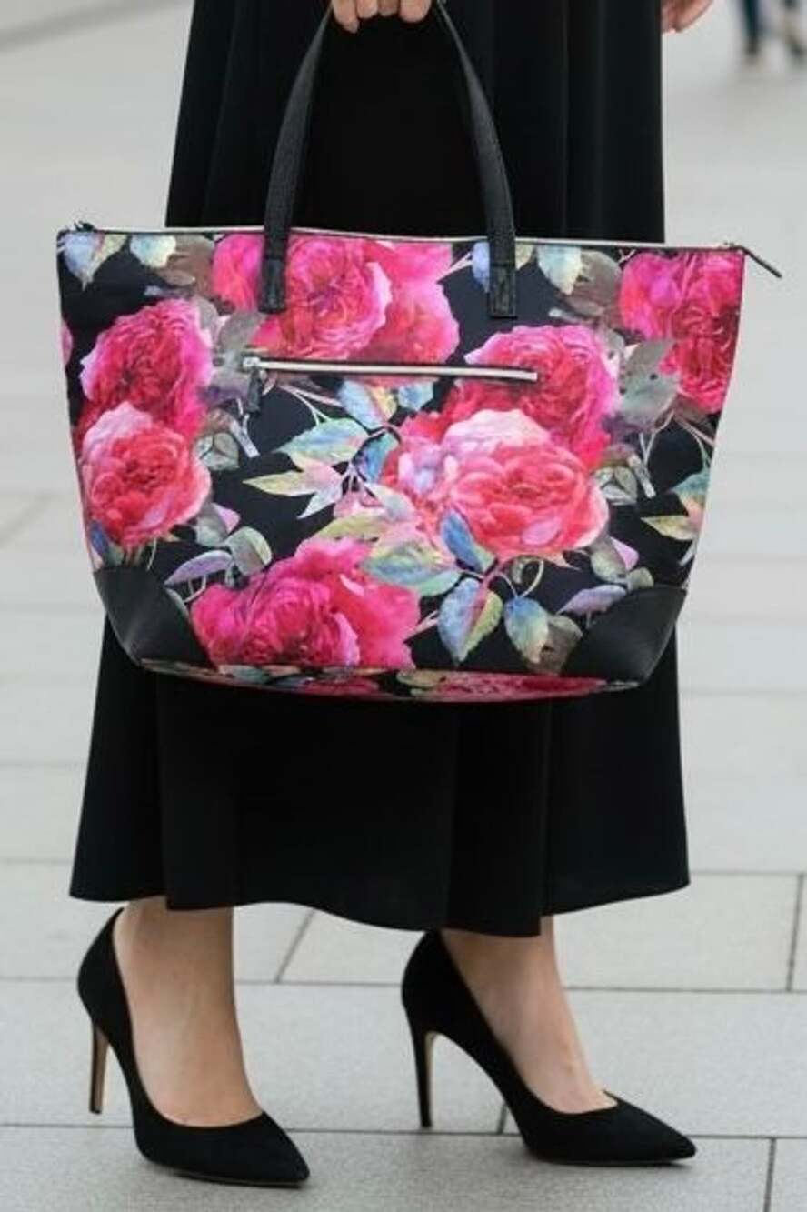 Black Multi-Rose Weekender Tote Bag
